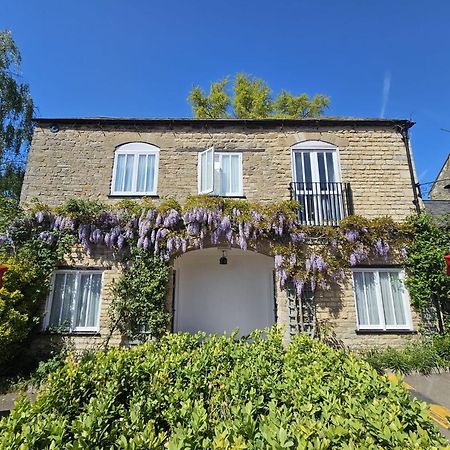 The Ship Inn Oundle Extérieur photo