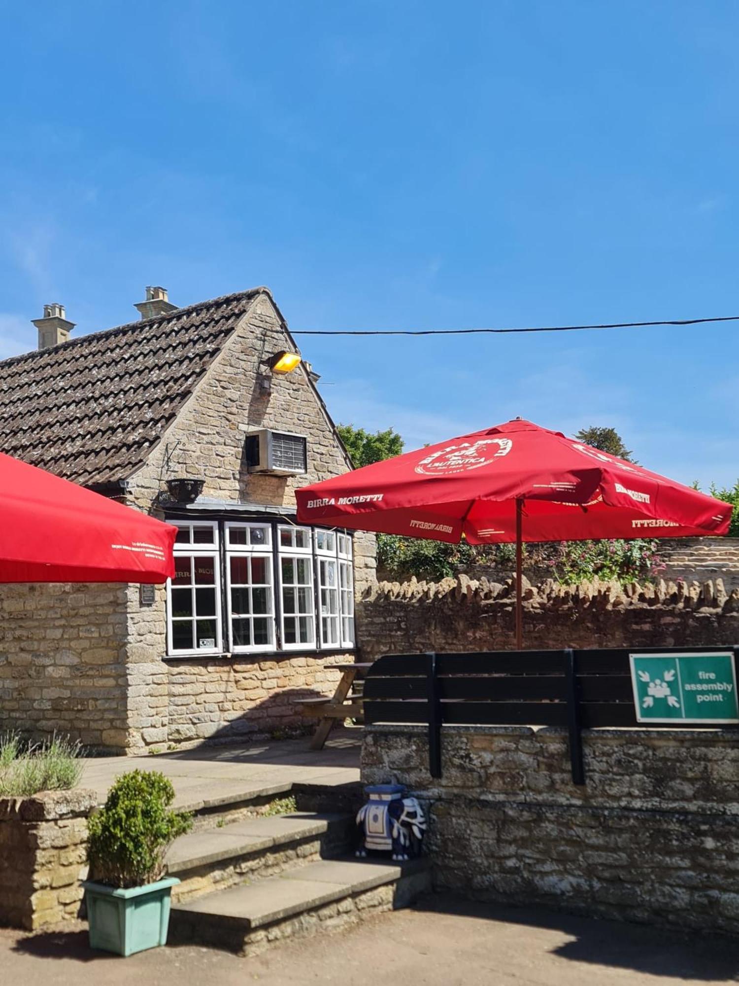 The Ship Inn Oundle Extérieur photo